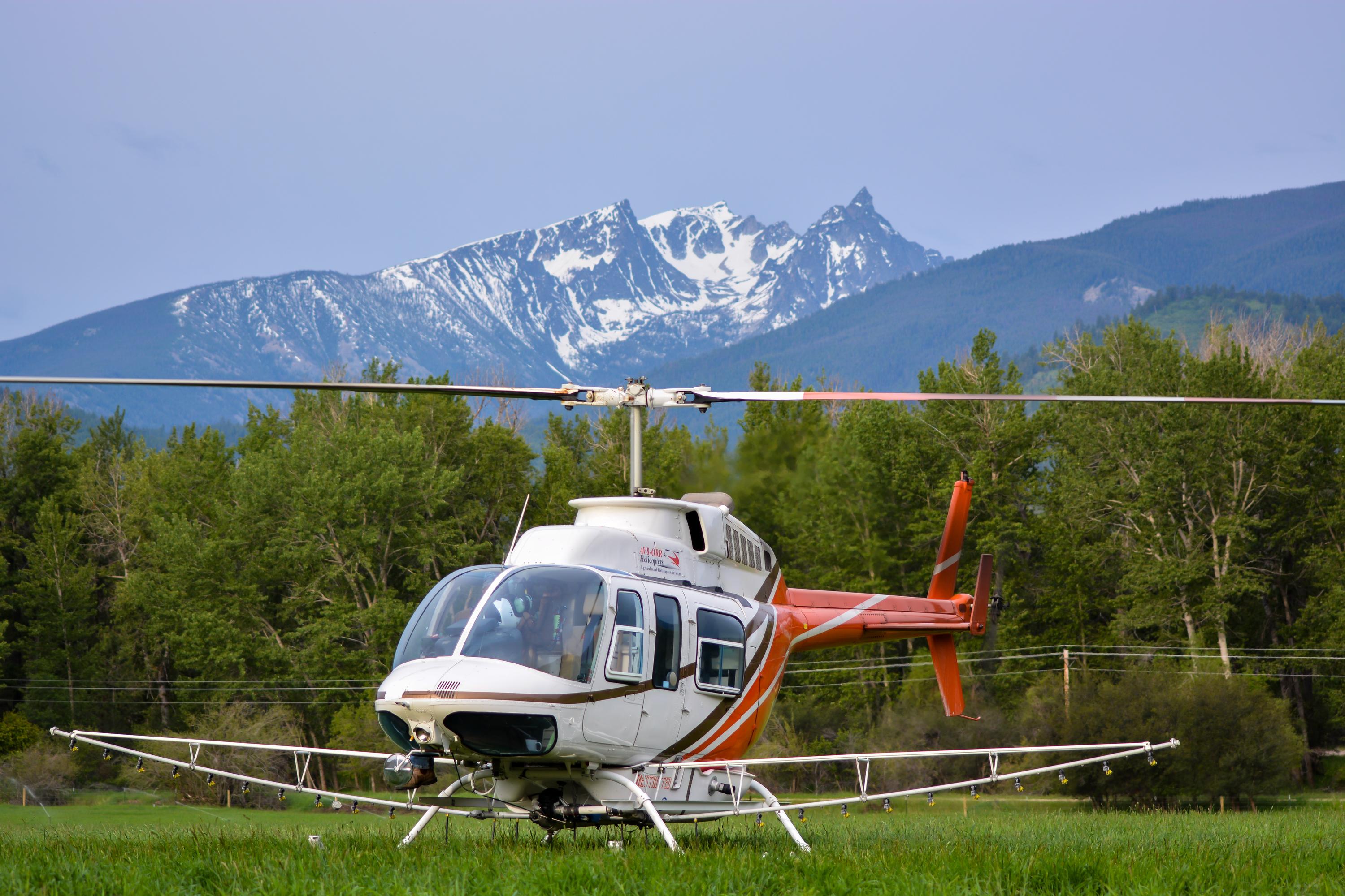 Model 7900 Spray System for Bell 206L Long Ranger
