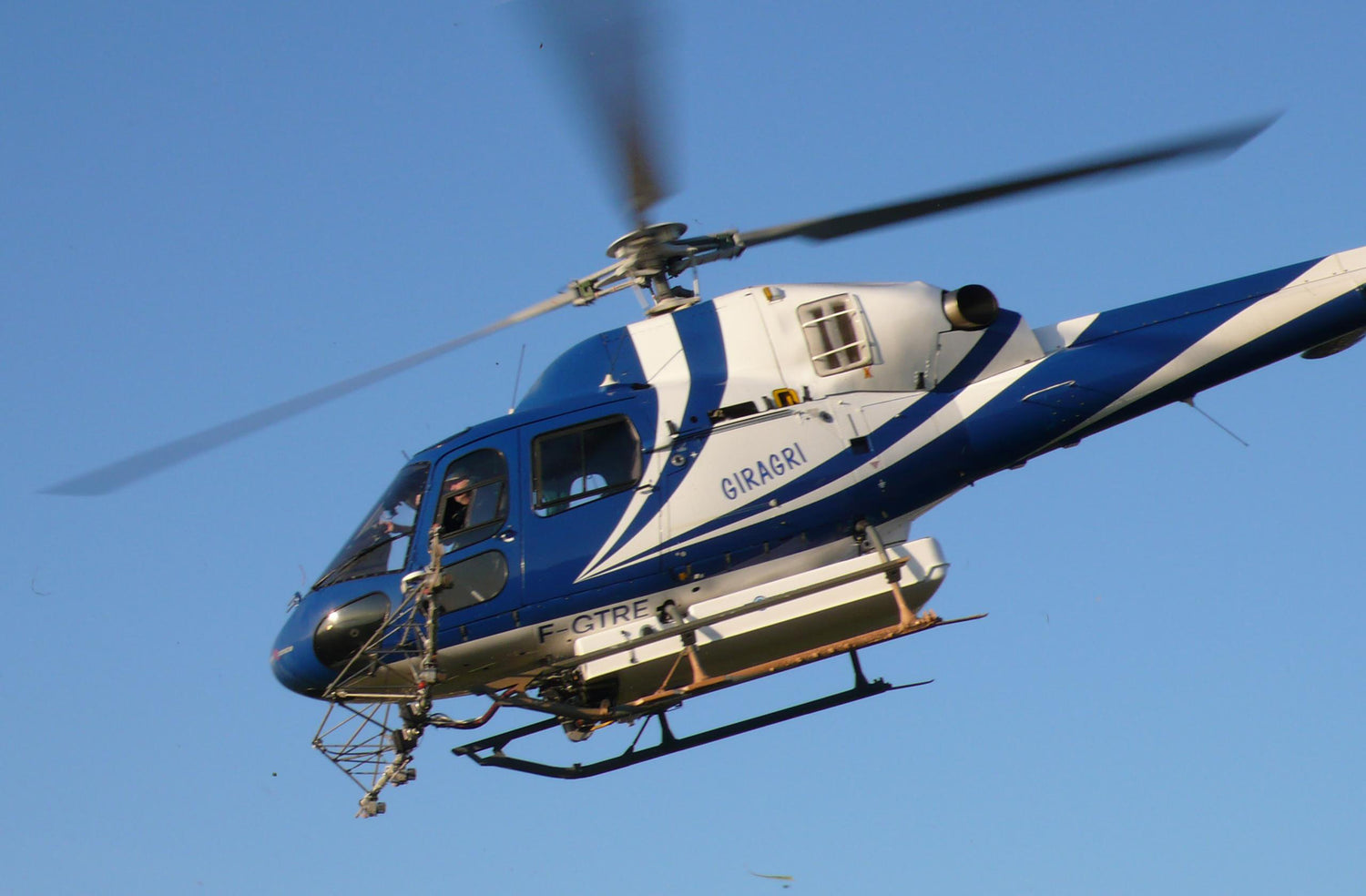 Model 210 Spray System for B3