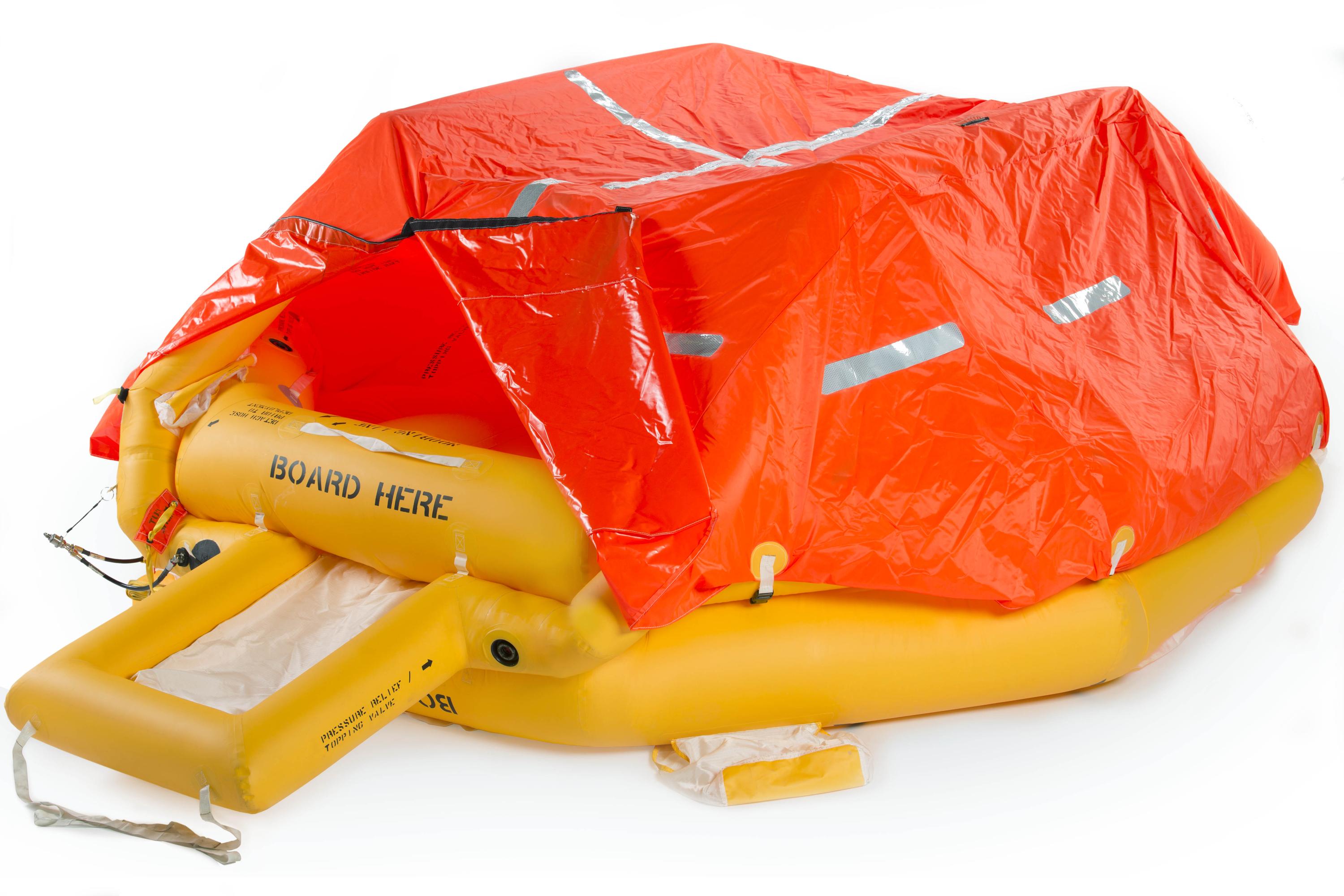 EC135 tri-bag float system with liferafts w/rh hoist guard