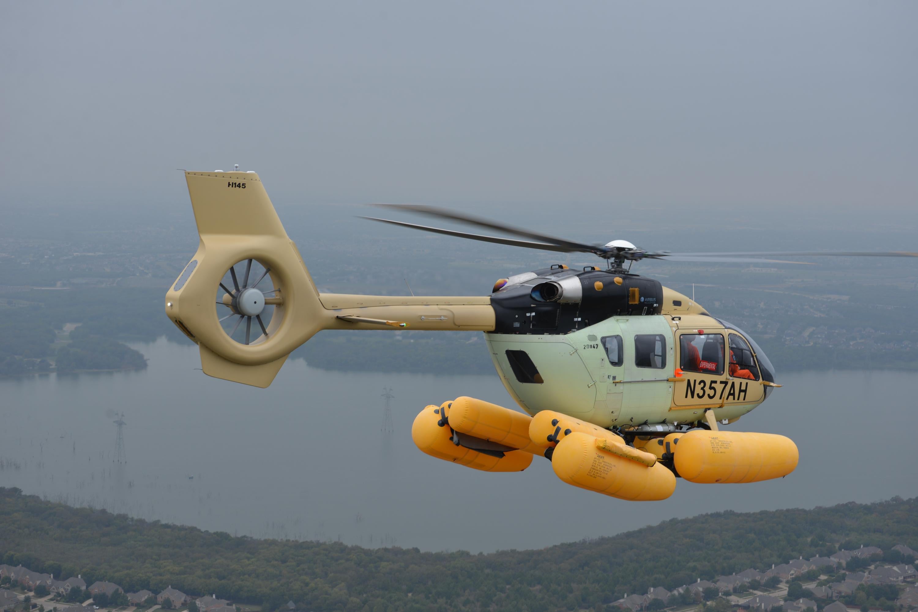 H145 emergency float system with integrated liferafts