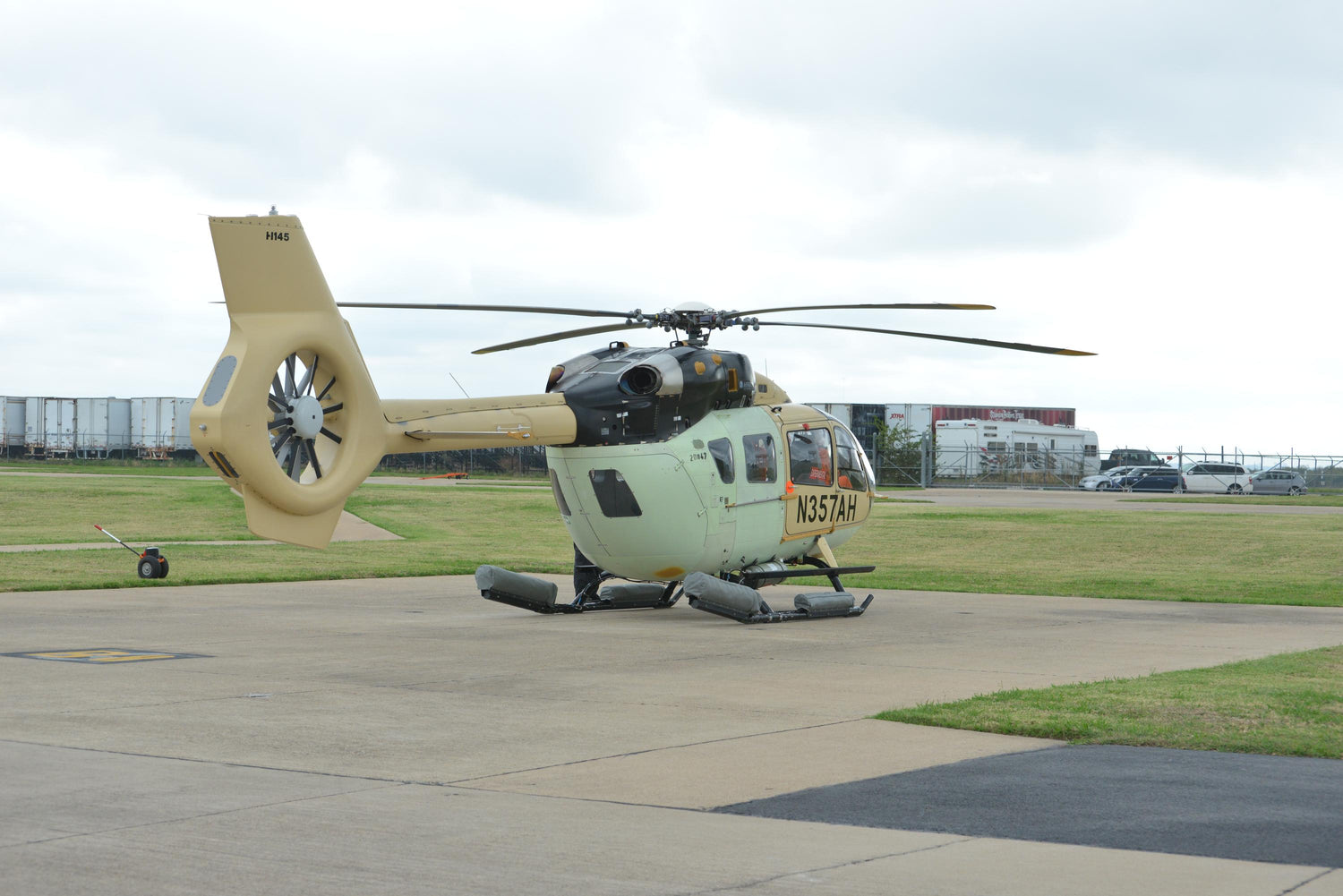H145 emergency float system with integrated liferafts