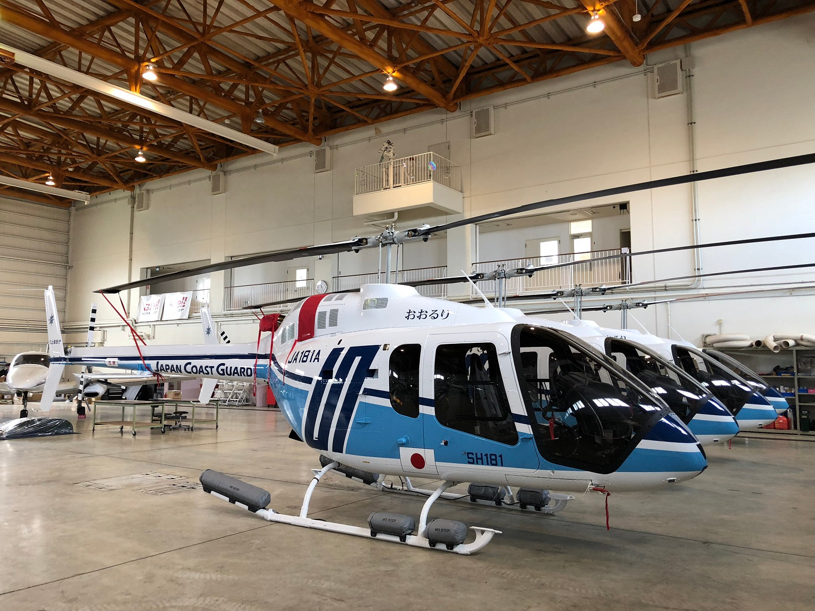 Bell 505 emergency float system removable provisions 