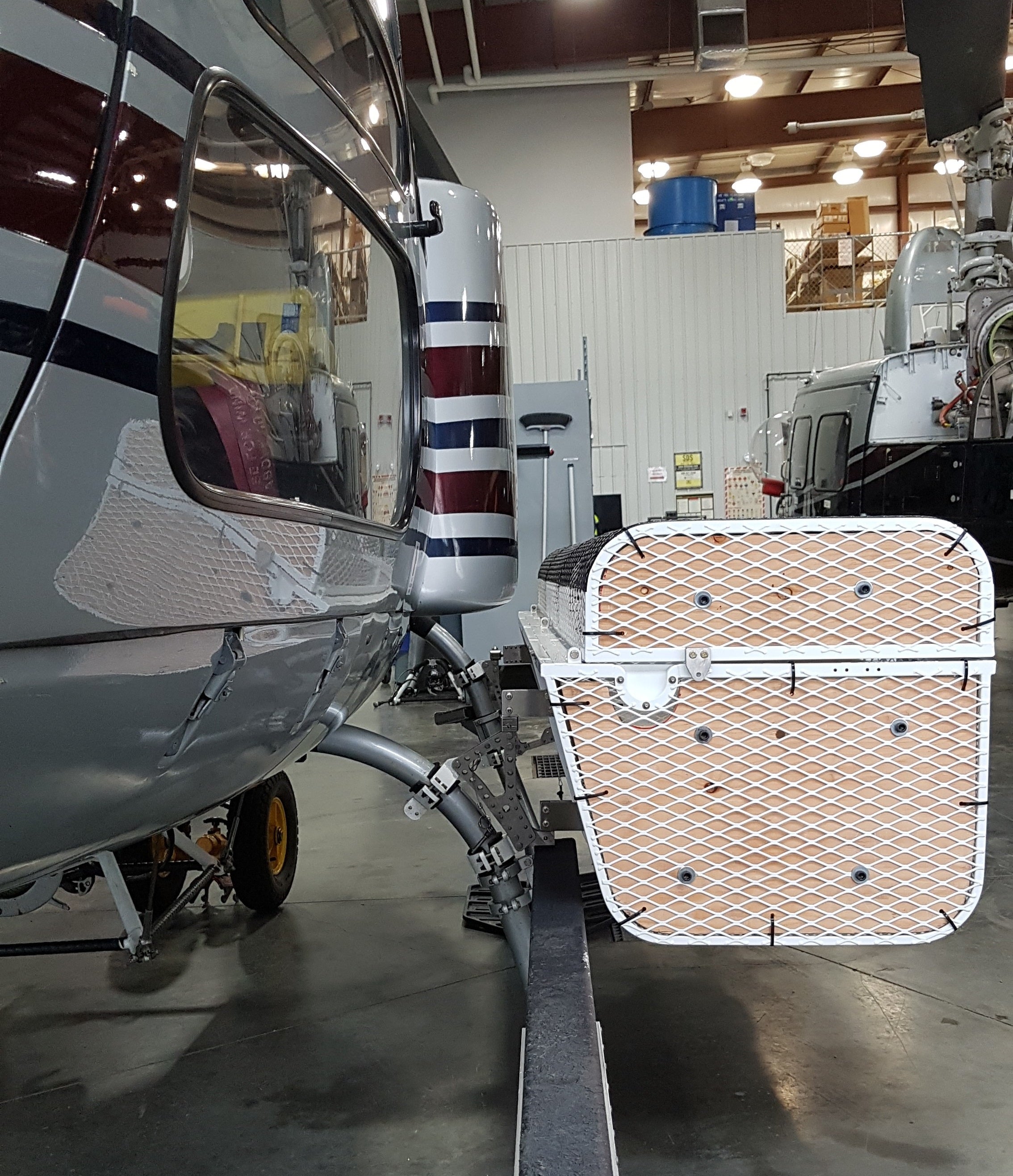 AS350/AS355 Quick Release Heli-Utility-Basket Long, Oversized Lid 