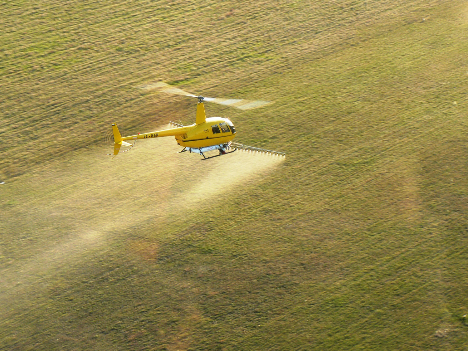 R44 Spray System 