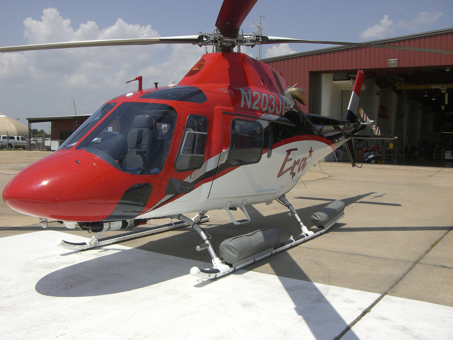 AW119 emergency float system - w/o skid extensions